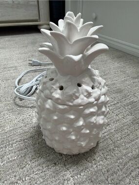 Pineapple Scensty Warmer